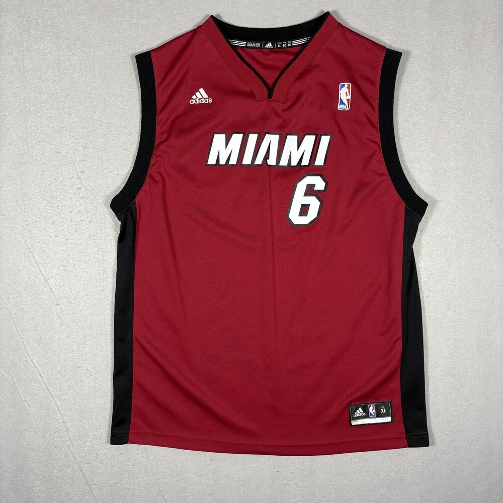 Miami Heat LeBron James Jersey Youth Size XL Adidas NBA Swingman Red Alternate